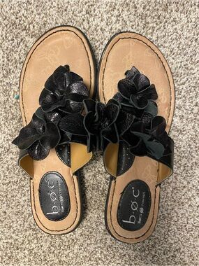 b.o.c. Black Floral Leather sandals